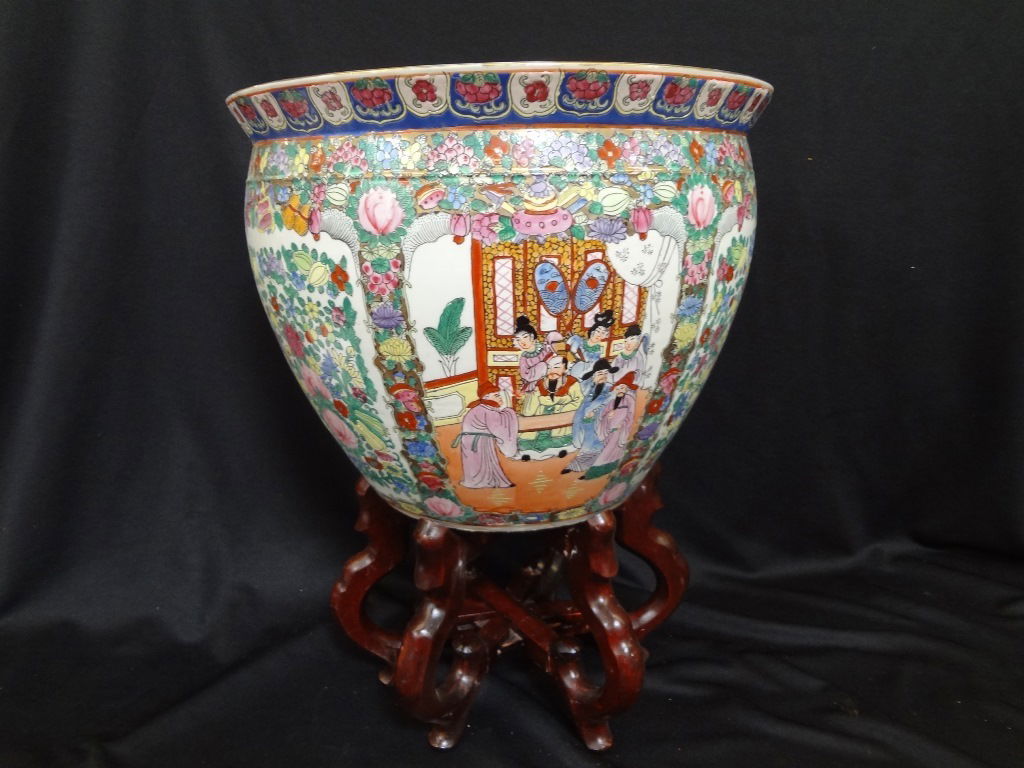 Large Chinese Porcelain Jardiniere (1 of 6)