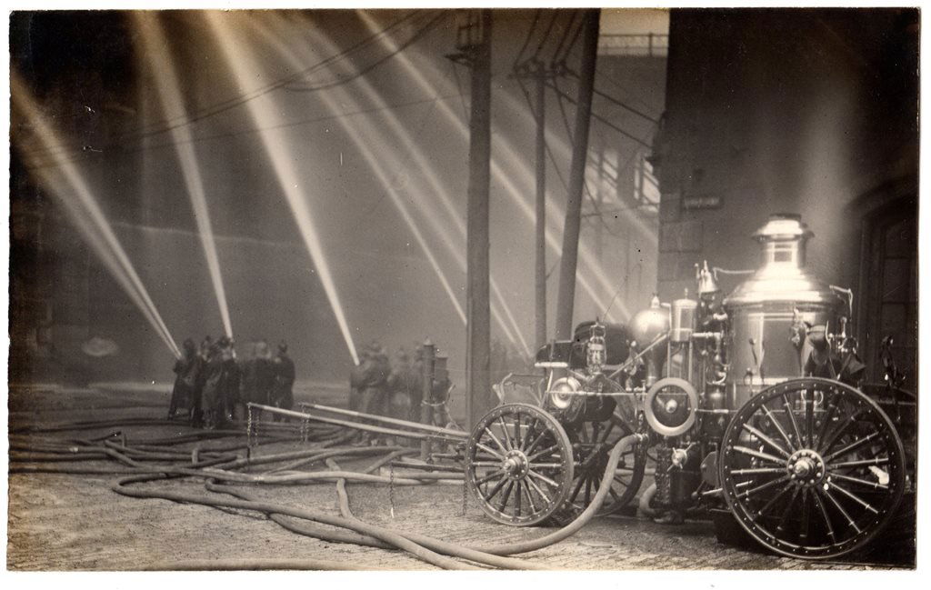 (7)Real Photos Postcards 1913 General Cartage & Storage (1 of 3)