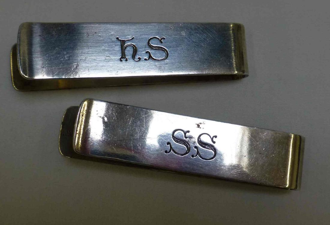 Pair Potter Studios Chicago Silver Napkin Ring Clips (1 of 2)