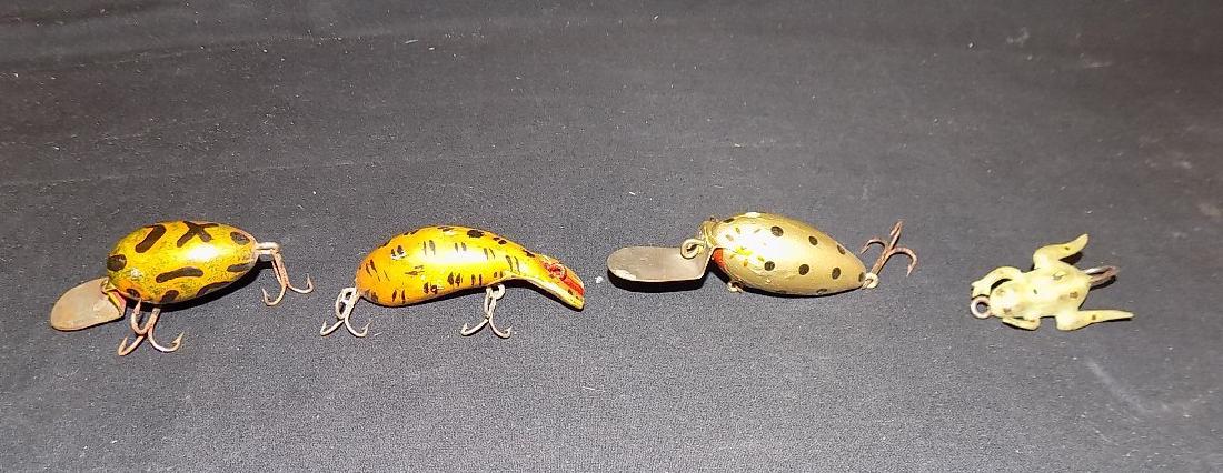 Vintage group of 4 Wood Fishing Lures: Vintage group of 4 Wood Fishing Lures