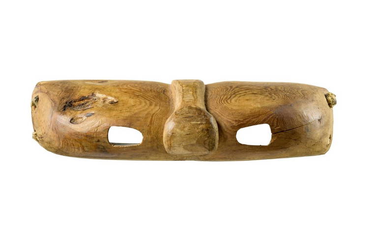 Snow goggles "ilgaak or iggaak" Canada Greenland, Mar 09, 2019