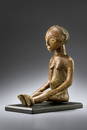 Seated female ancestor figure "singiti - D. R. Congo, Hemba