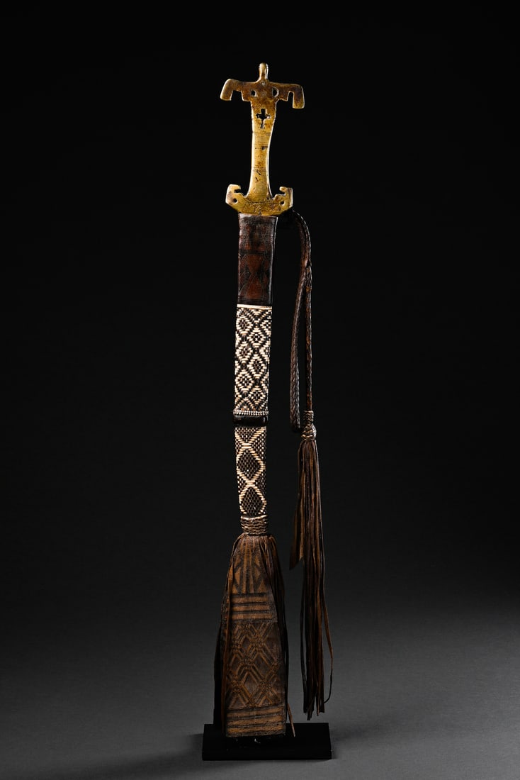 Short sword in a magnificent leather sheath - Mali, Mandingo / Mandinka (1 of 3)