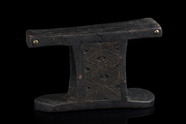 Neckrest - Angola, Chokwe (1 of 1)