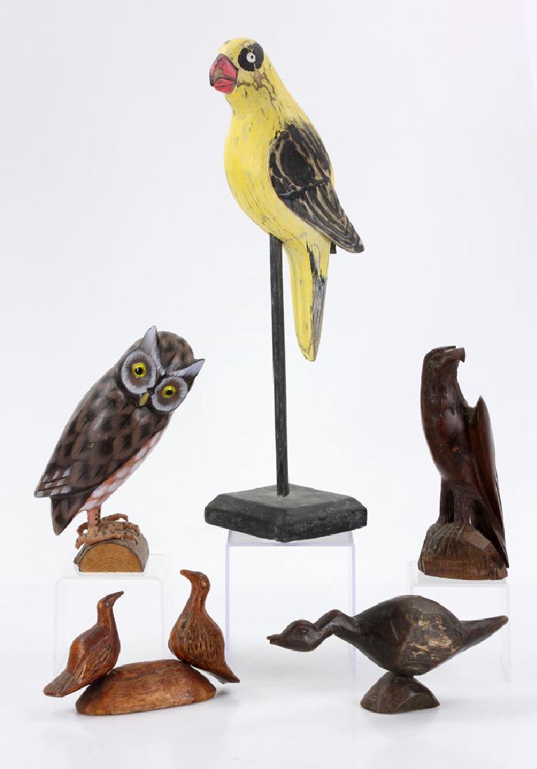 Lot of 5 Folk Art Carved Birds (1 of 6)