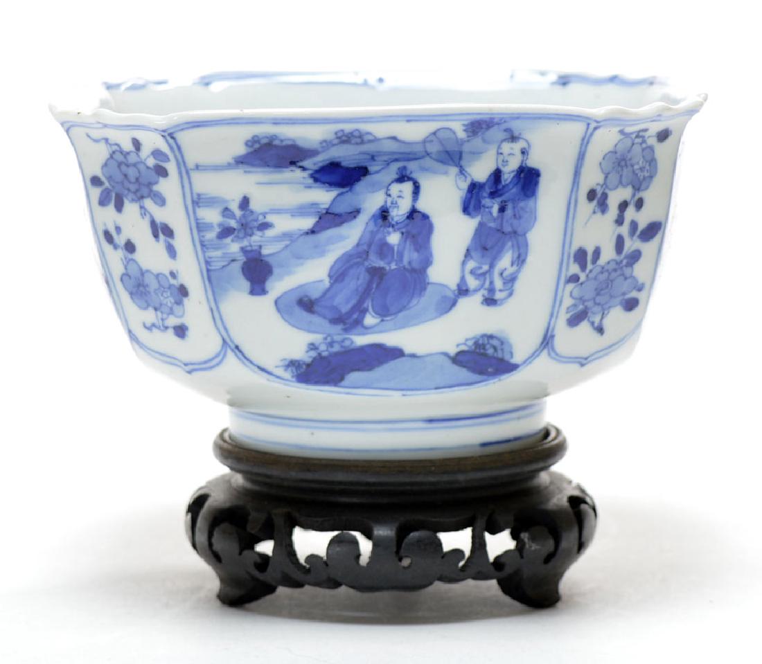 Chinese Blue & White Square Bowl (1 of 6)