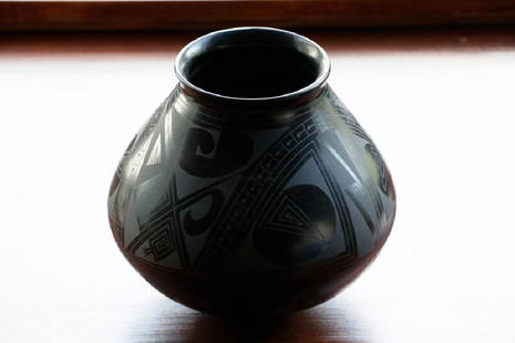 Signed Octavio Andrew Black Pottery Vase: Signed Octavio Andrew, black-on-black pottery vase, 6" x 6 1/2".