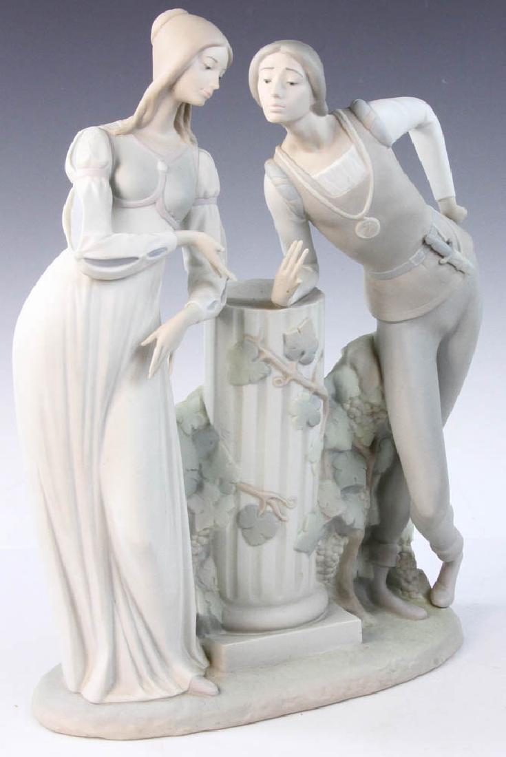 Large Lladro Figurine of Couple (1 of 11)