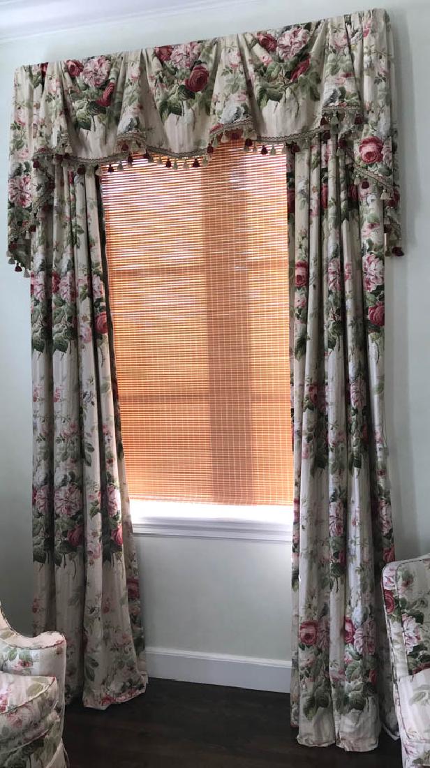Pair of Chintz Floral Draperies, Swag Valance (1 of 4)