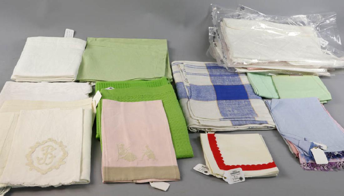 Vintage Kitchen Towels (1 of 3)