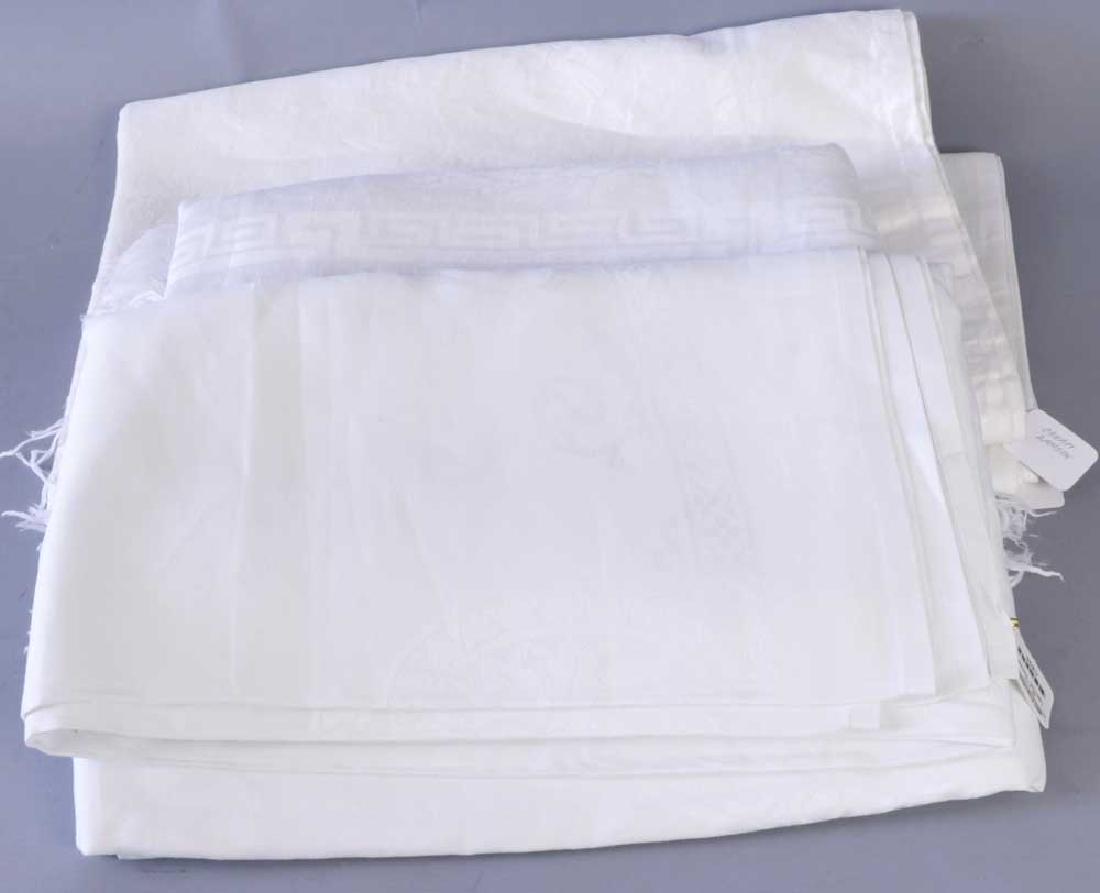 Vintage Damask Table Linens (1 of 3)