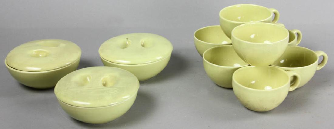 Russel Wright Iroquois China: Partial set of Russel Wright 'Iroquois' china, to include: (3) 5 1/4" bowls; (7) 3 3/4" diameter cups; (3) 5 1/4" bowl lids. Provenance: West Palm Beach, Florida estate.