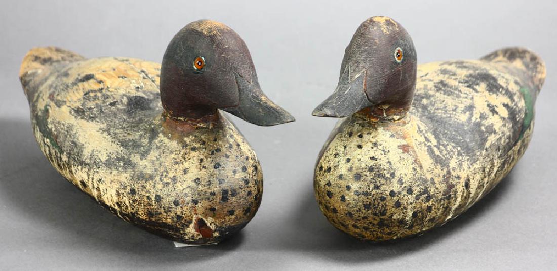 Pair of Mason Duck Decoys, Green Winged Teals: Pair of Mason duck decoys, challenge grade, green-winged teals. Worn, original paint.