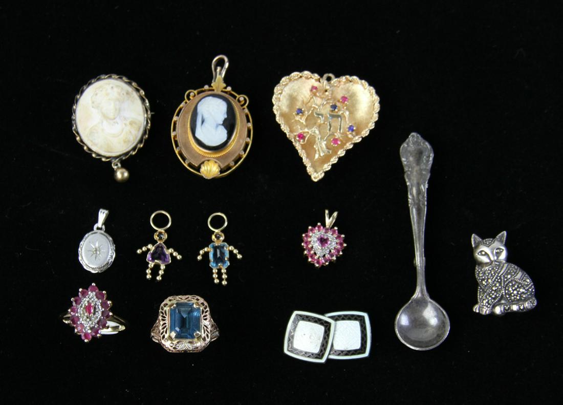 Gold and Sterling Jewelry Pieces: Group of gold and silver jewelry pieces to include rings, brooch, pendants, etc., approximately 21 grams of 14k, approximately 7 grams of 10k, approximately 0.4 troy ounces of sterling. Provenance: Ce