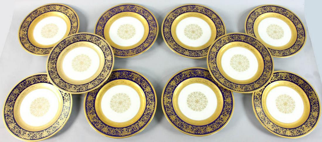 (10) Black Knight Cobalt and Gold Dinner Plates: Set of ten (10) Black Knight cobalt and 22k gold dinner plates, 10 3/4". Provenance: Beverly, Massachusetts collection.