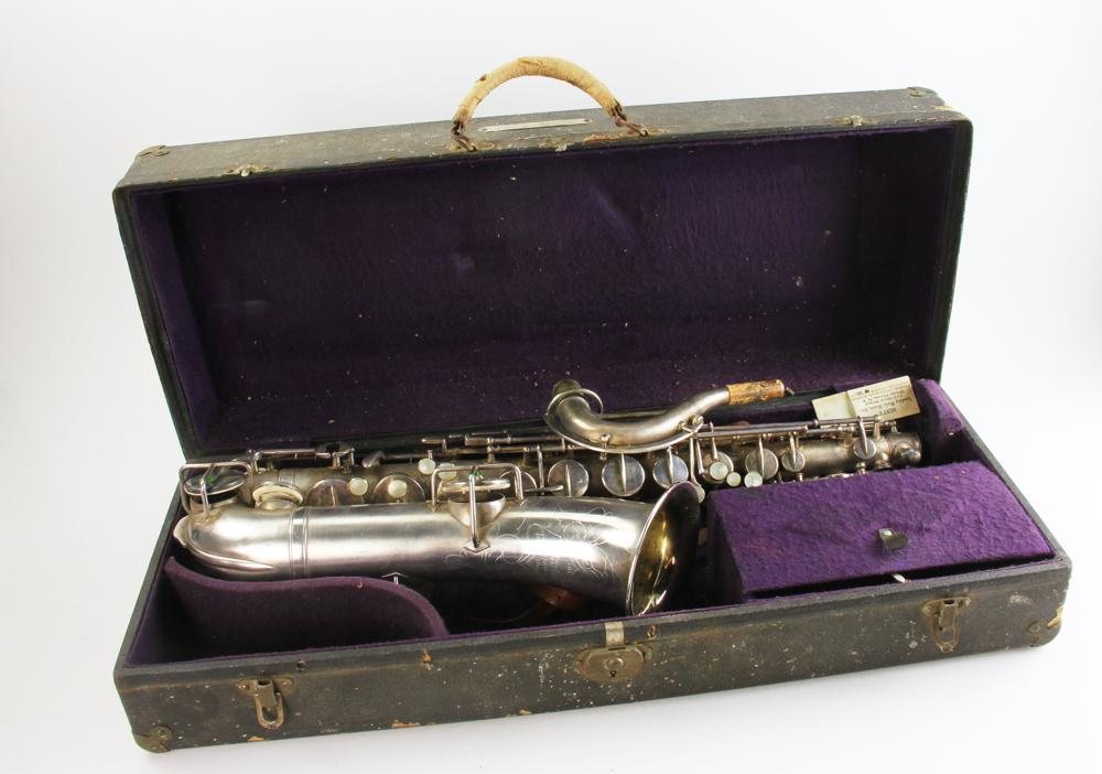 Martin Low Pitch Saxophone, Serial No 21092 (1 of 14)