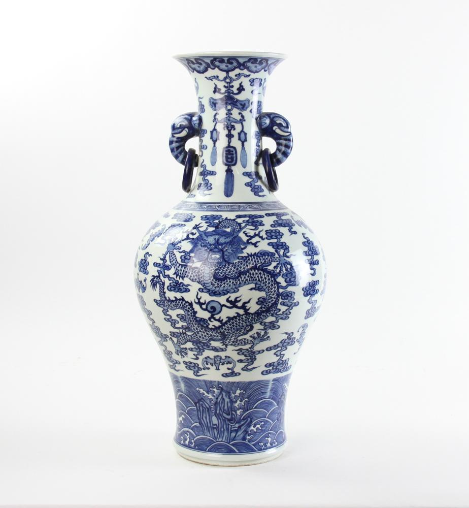 Large Chinese Blue and White Porcelain Vase (1 of 9)