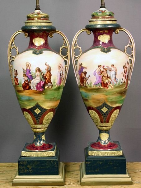 Pair of 19th Century Continental Transfer Decorat - 2
