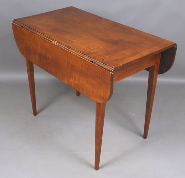 Tiger Maple Hepplewhite Pembroke Table