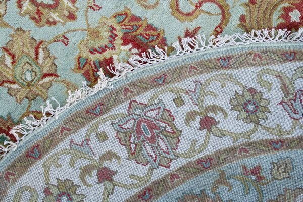 Beautiful Mahal Rug, 5' 10" x 6'. - 2