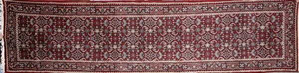 Indo Bidjar Rug, 2' 7" x 10' 1".: Indo Bidjar rug, 2' 7" x 10' 1".