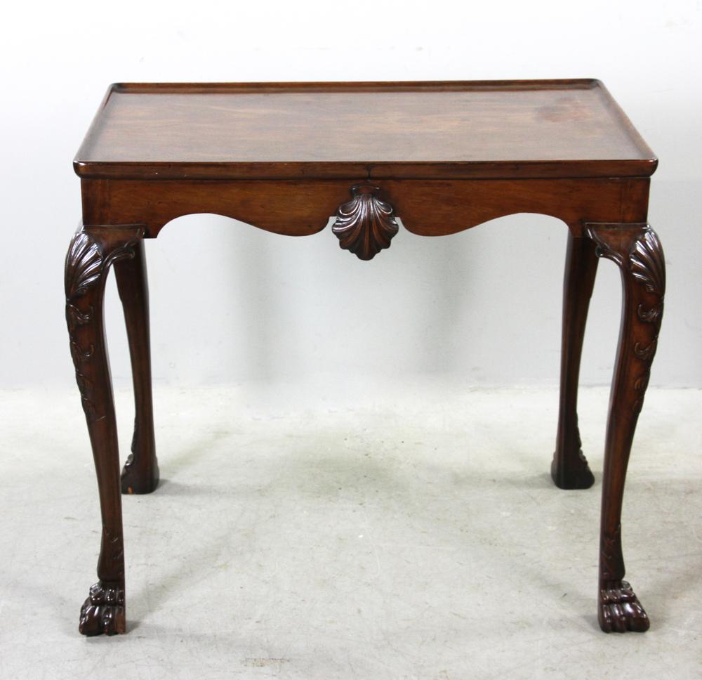 Late 18th/Early 19thC Irish Mahogany Tea Table: Late 18th/early 19th century Irish mahogany tea table, 28" x 31" x 20". Provenance: Purchased from M. Turpin Antiques, London, March 4, 1995.