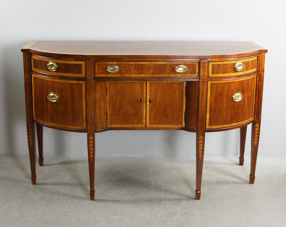 Thomasville Custom Federal/Hepplewhite Sideboard: Thomasville custom Federal/Hepplewhite inlaid sideboard, 37" H x 62" W x 22" D. Provenance: From a Beacon Hill, Boston estate.