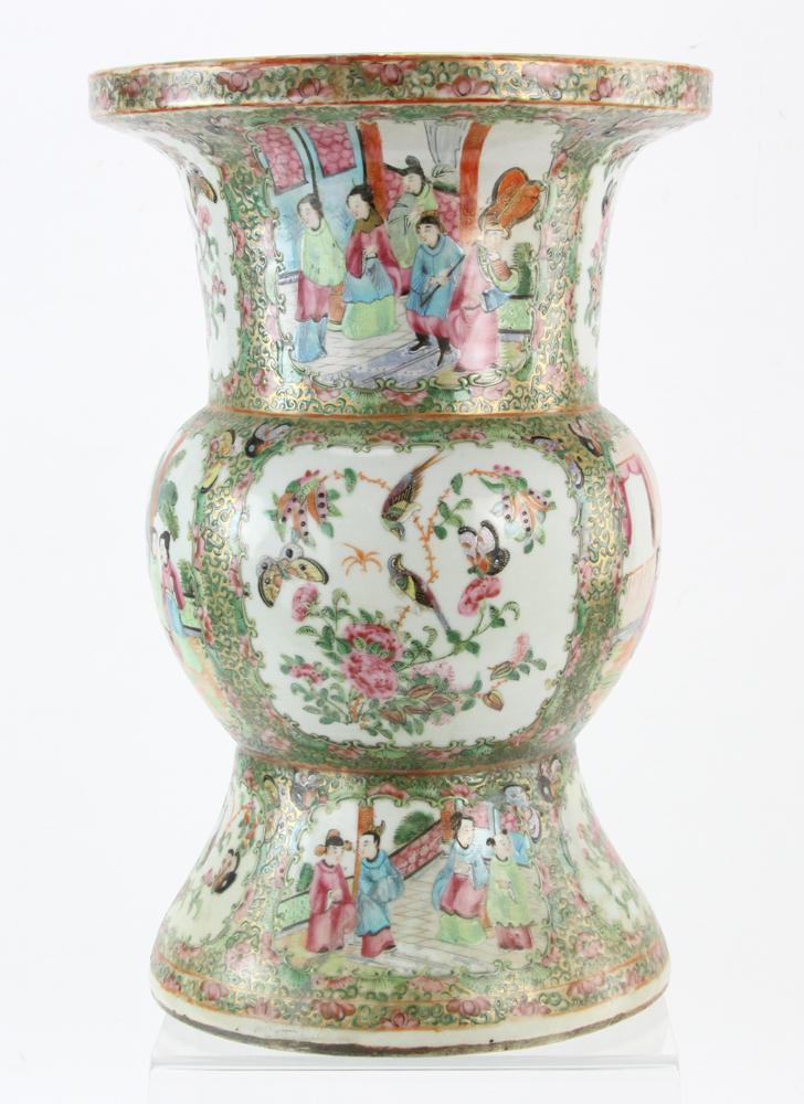 19thC Chinese Rose Medallion Spittoon: 19th century Chinese Rose Medallion spittoon, 15" H x 10" diameter. Provenance: Estate of Marcia Chellis Kay of Palm Beach, Florida.