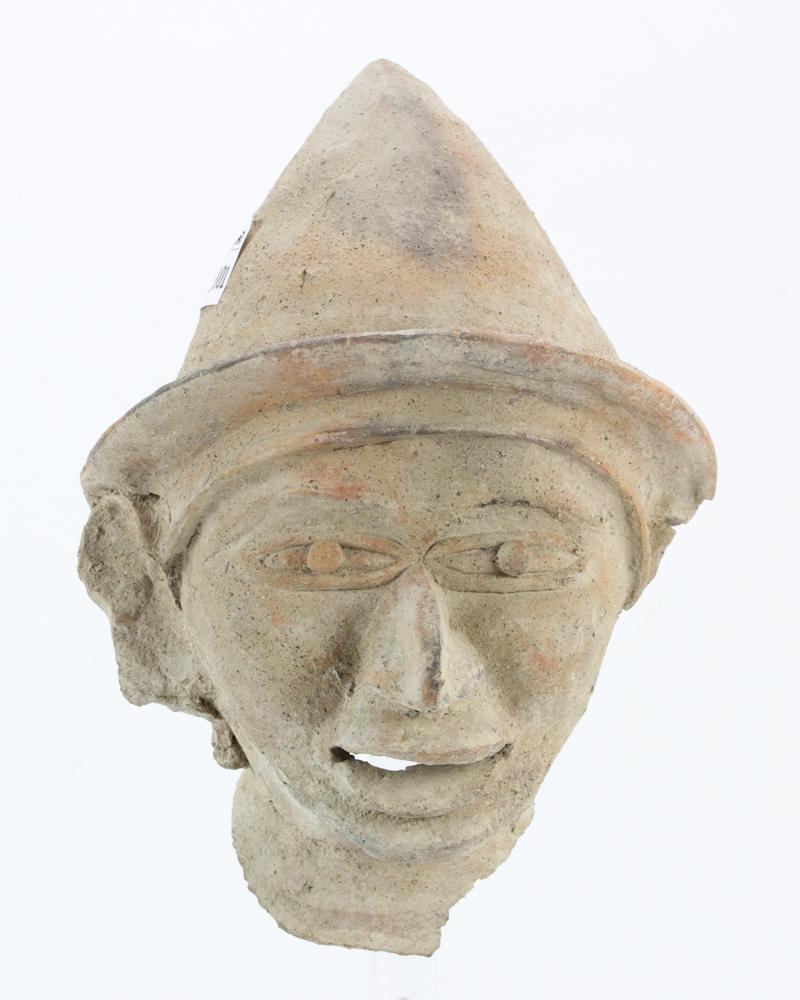 Pre-Columbian Head on Stand (1 of 4)