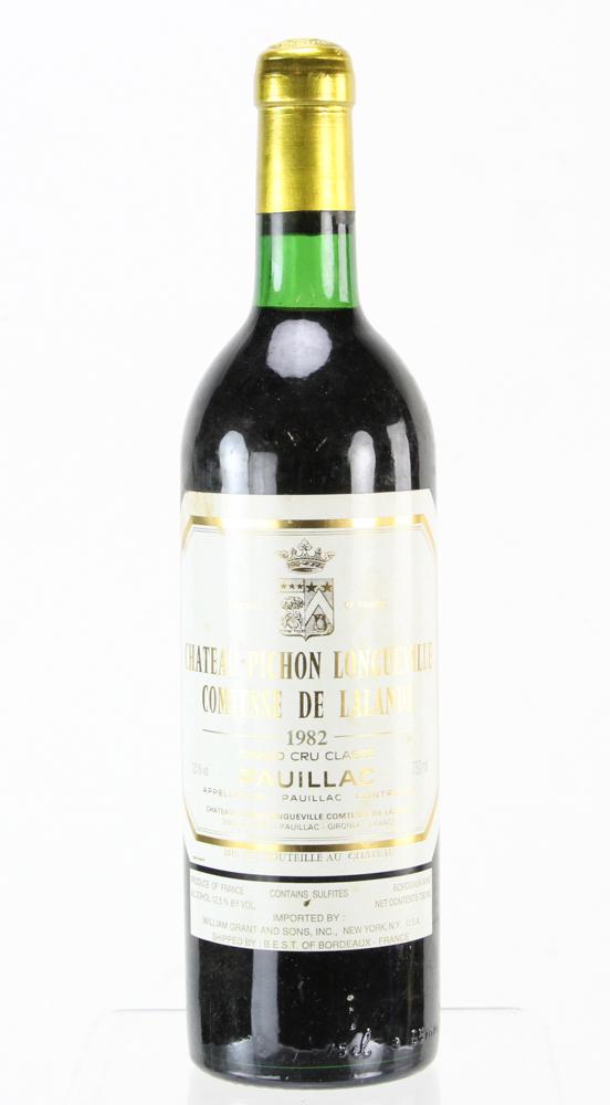 1982 Chateau Pichon Longueville Comtesse: 1982 Chateau Pichon Longueville Comtesse de Lalande Bordeaux. Provenance: Singer Island, Florida collection.