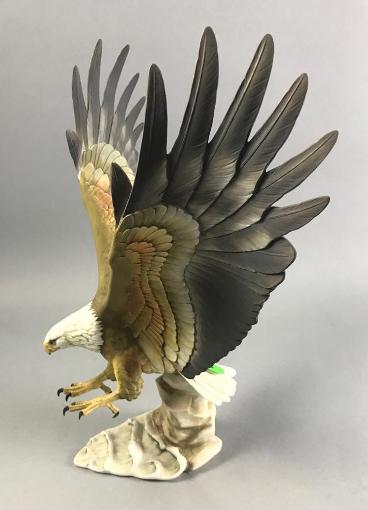 Maruri USA Porcelain Bald Eagle by W D Gaither (1 of 5)