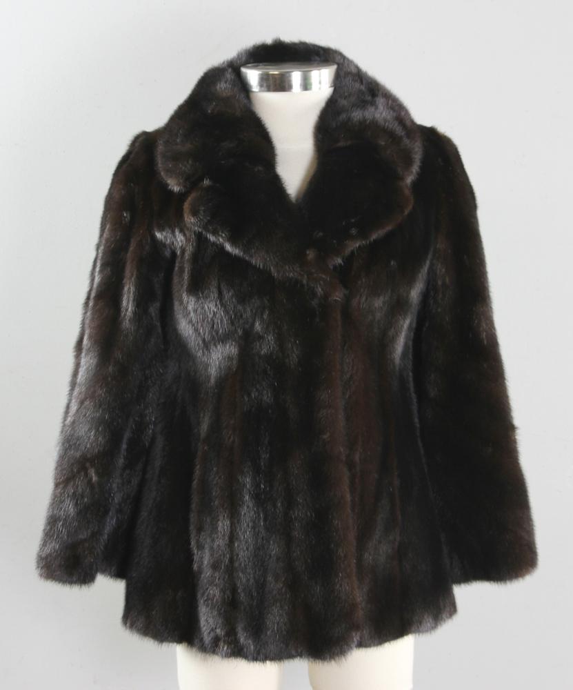 Mink Cape: Mink cape, labeled Flemington Furs, Flemington, New Jersey, good condition, size 6. Provenance: From a Montecito, California estate.