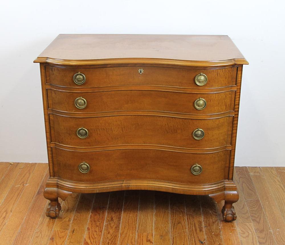 Irving and Casson Chippendale Style 4 Drawer Chest: Irving and Casson Chippendale-style serpentine maple four drawer chest. Provenance: From a Saugus, Massachusetts estate.
