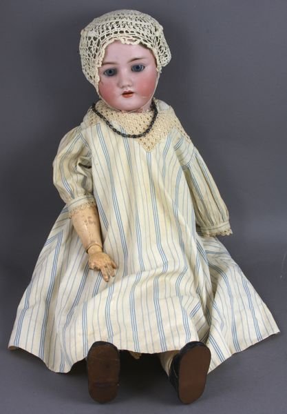 18" Halbig / Handwerck Bisque Head Doll - 2