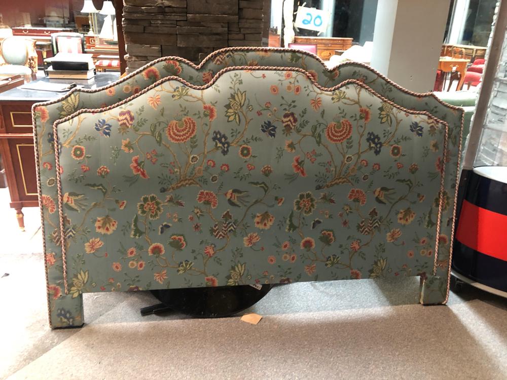 HEADBOARD and CANOPY: Marilyn Monroe Suite: HEADBOARD and CANOPY