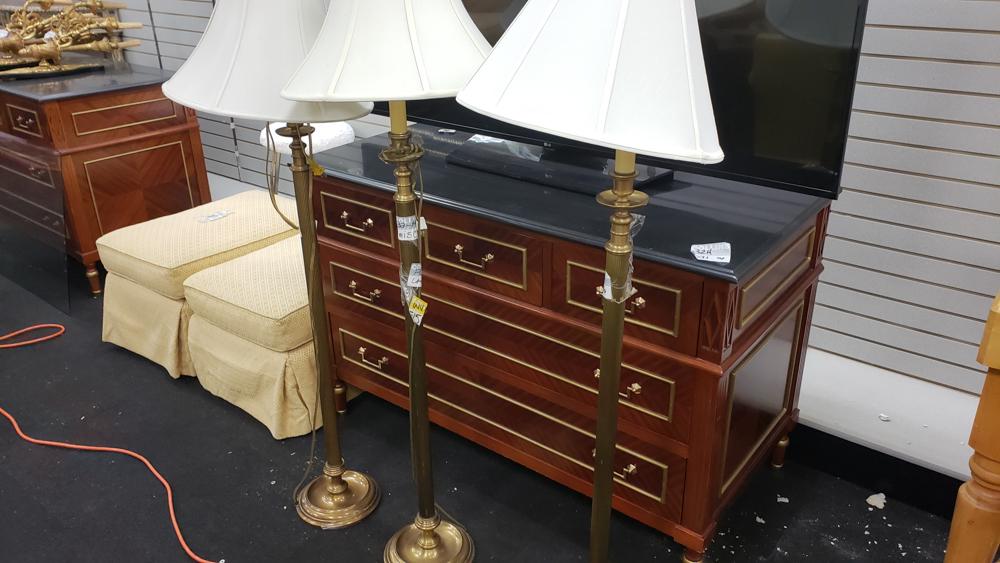 Lot of 3 Lamps (1 of 1)