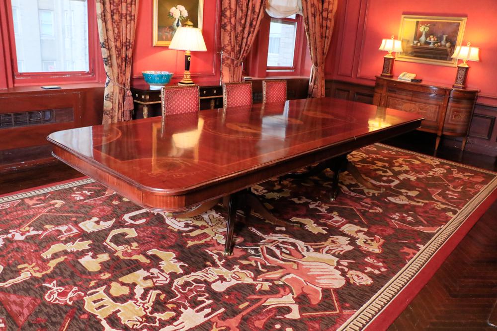 English Adam-style mahogany inlaid banquet table (1 of 1)
