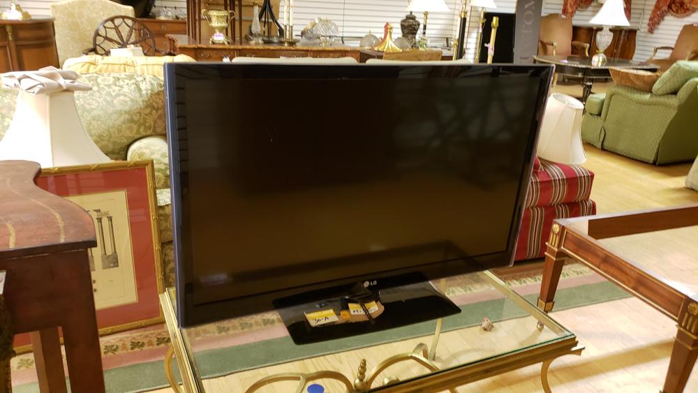 LG TV 42â€ (1 of 1)