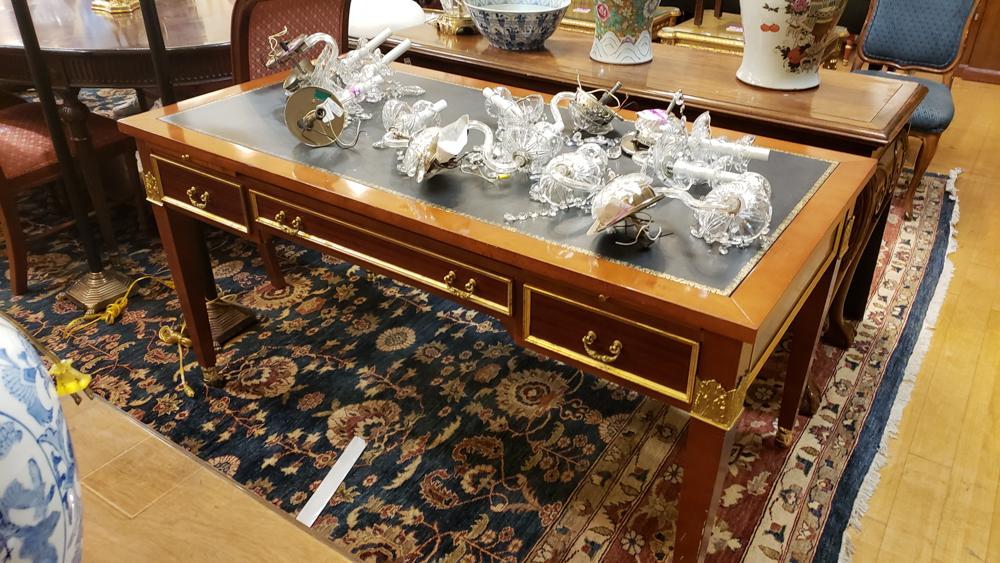 Regency style writing desk (1 of 1)