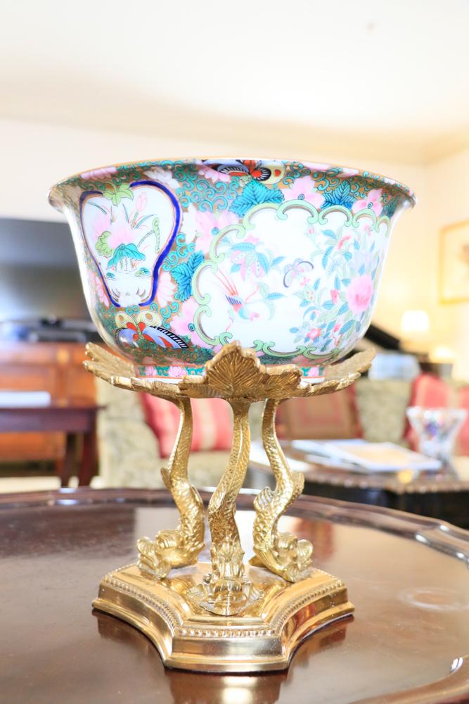Chinese rose medallion bowl on brass dolphin stand (1 of 1)