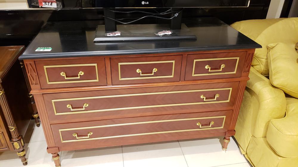 Two Regency-style bureaux: Saudi Arabian Suite: Two Regency-style bureaux