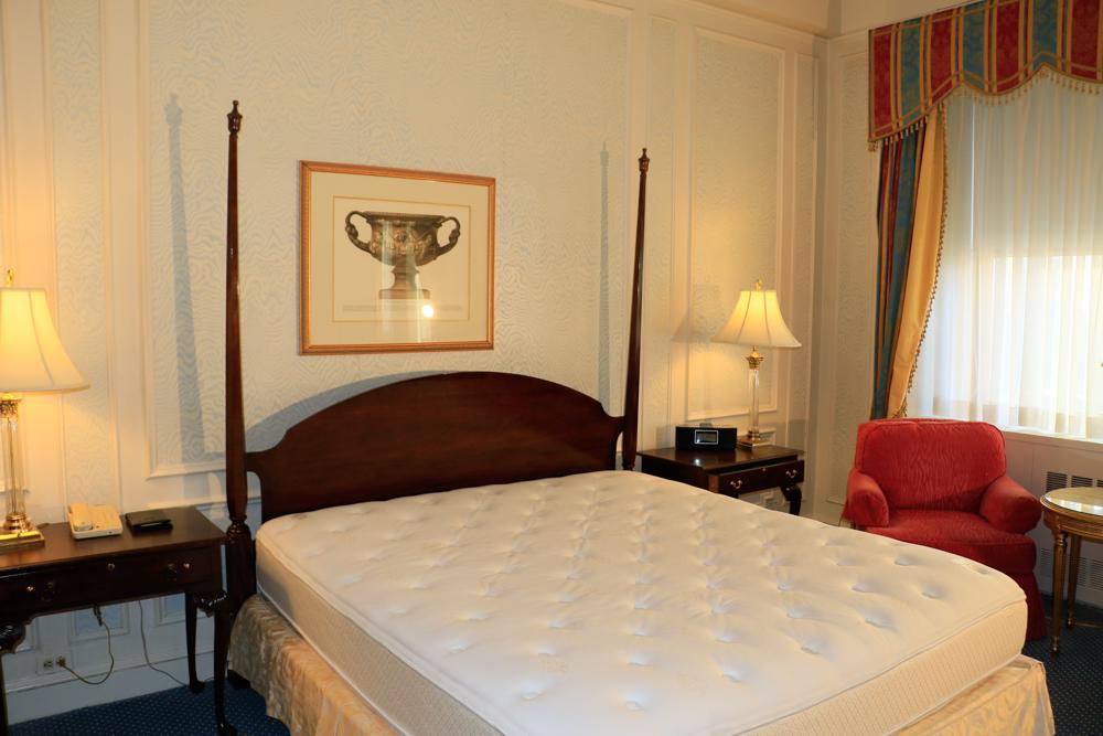 Mahogany pencil post headboard, 84x77": Saudi Arabian Suite: Mahogany pencil post headboard, 84x77"