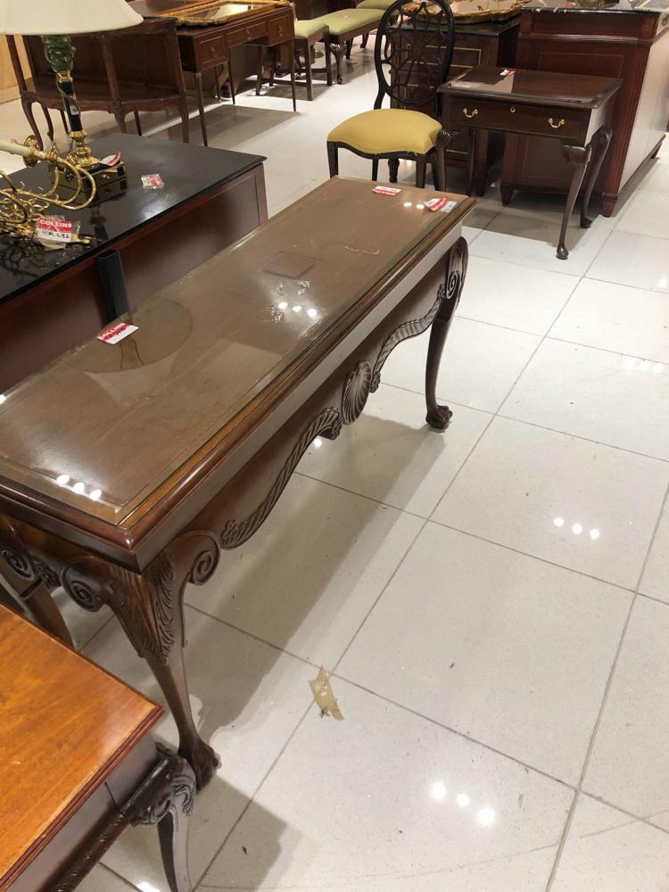 Chippendale style sidetable and sofa table. (1 of 1)