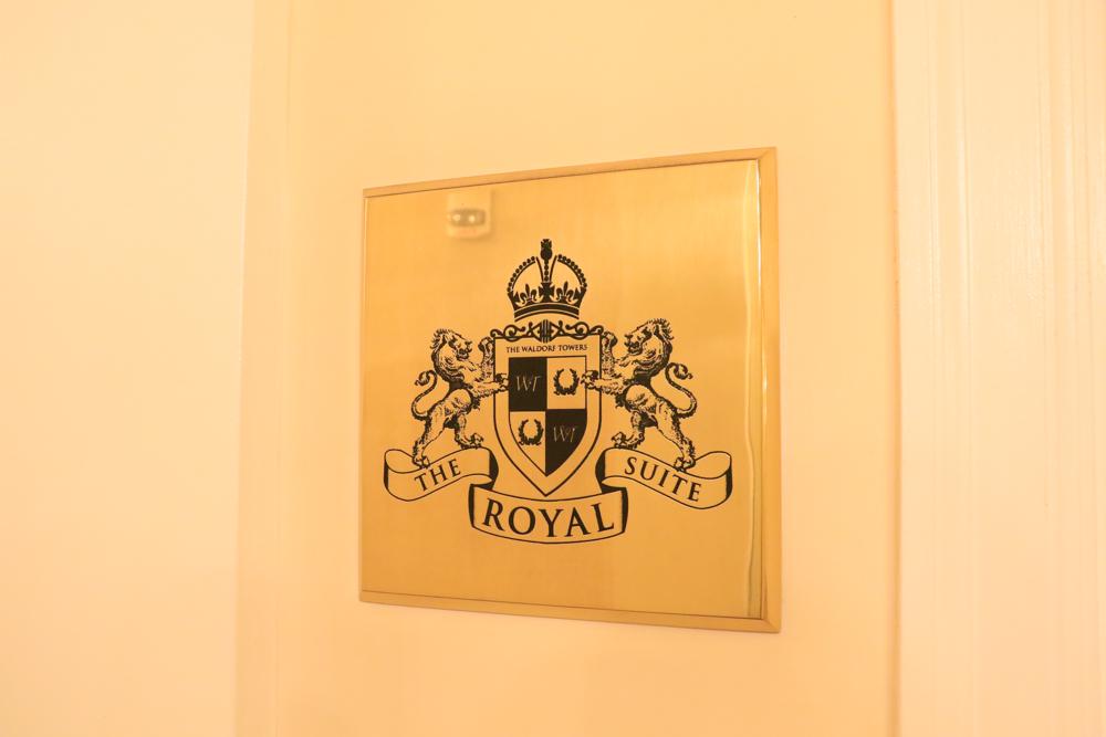 Royal Suite Sign Solid Brass (1 of 1)