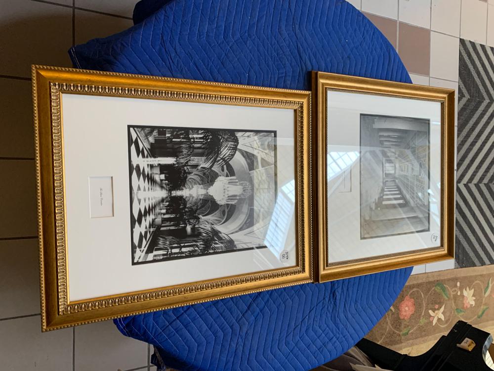 Lot/2 photographs of interiors, in gold frames (1 of 1)