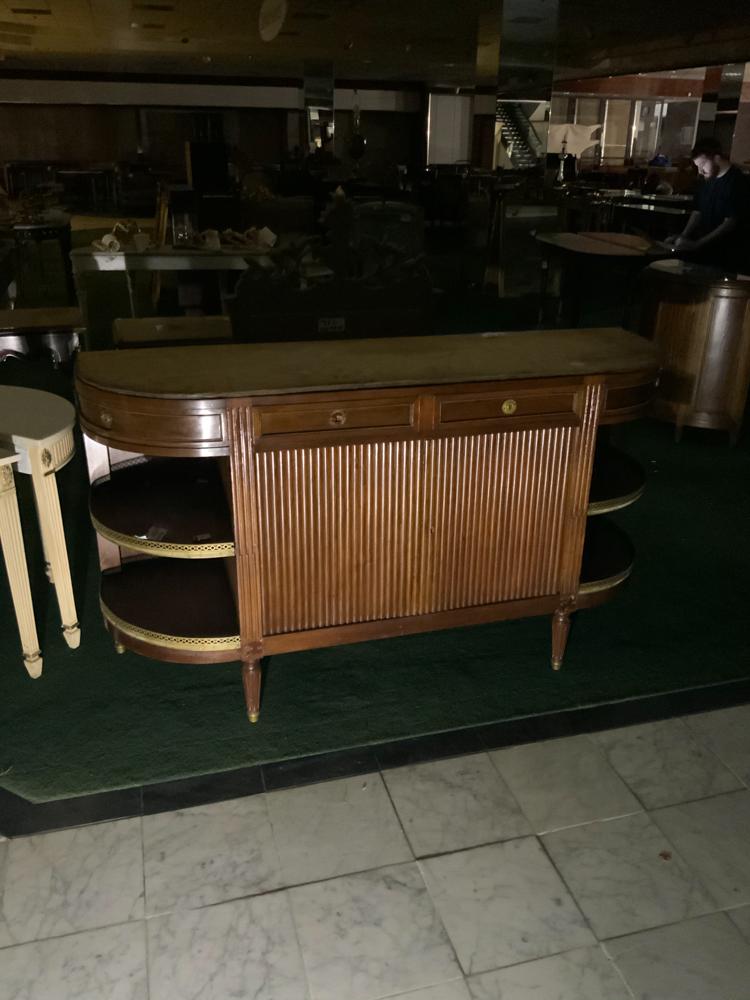 D shaped hallway display table (1 of 1)