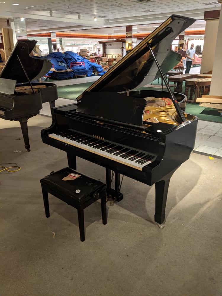 Piano, Yamaha Conservatory Black with bench, Baby (1 of 1)