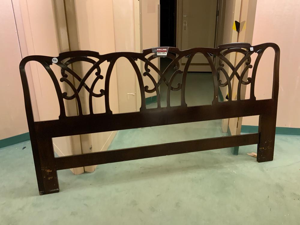 King size Chippendale style headboard: 30th Floors Waldorf Towers Suites: King size Chippendale style headboard