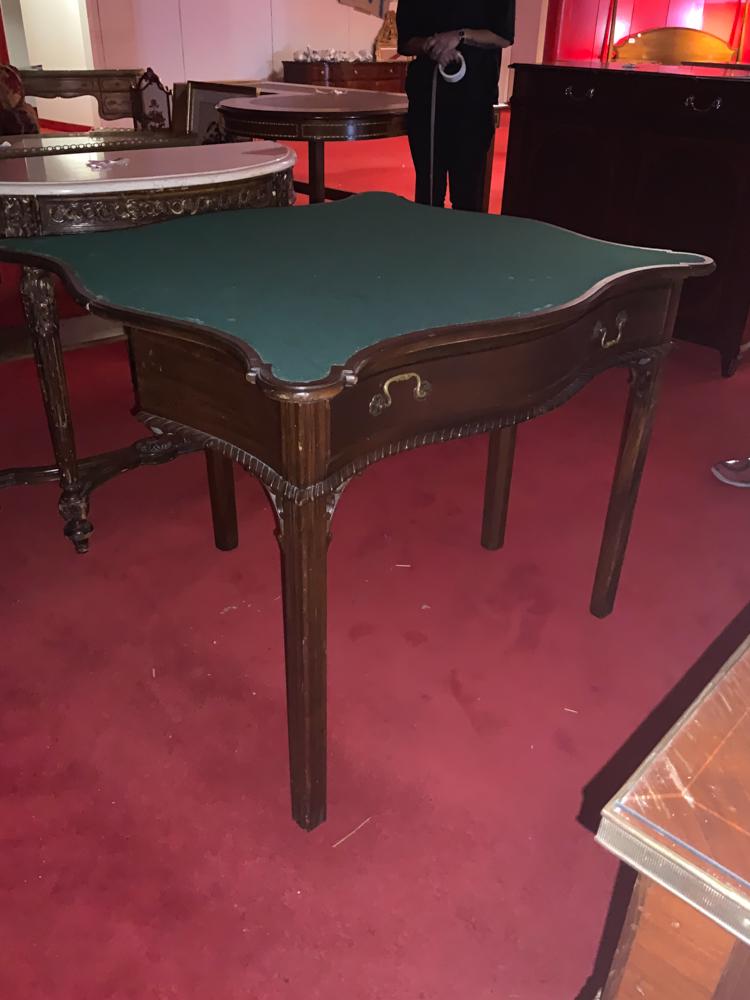 Poker table Chippendale style (1 of 1)