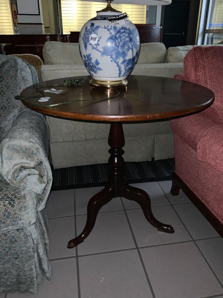 Queen Anne Style Mahogany Tea Table (1 of 1)